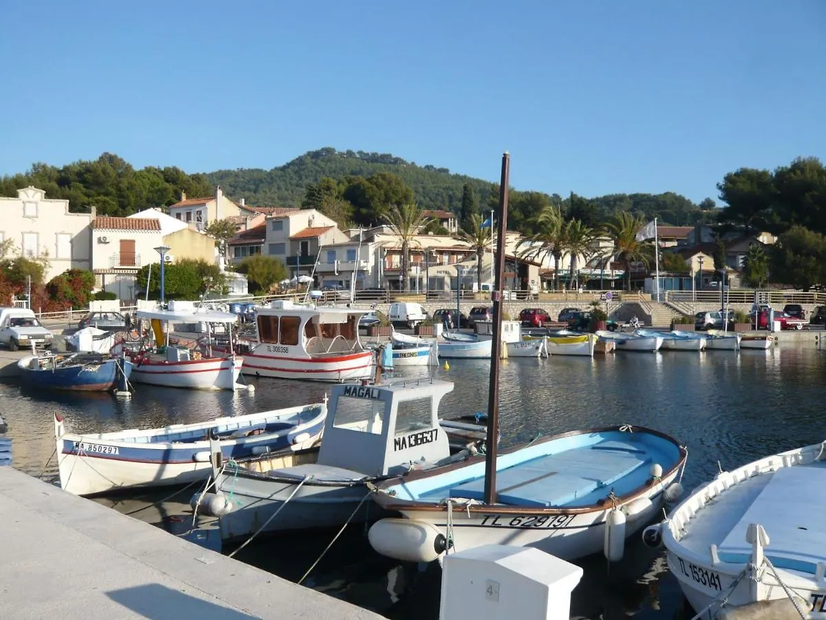 Holiday Home Les Cedres By Interhome La Madrague France