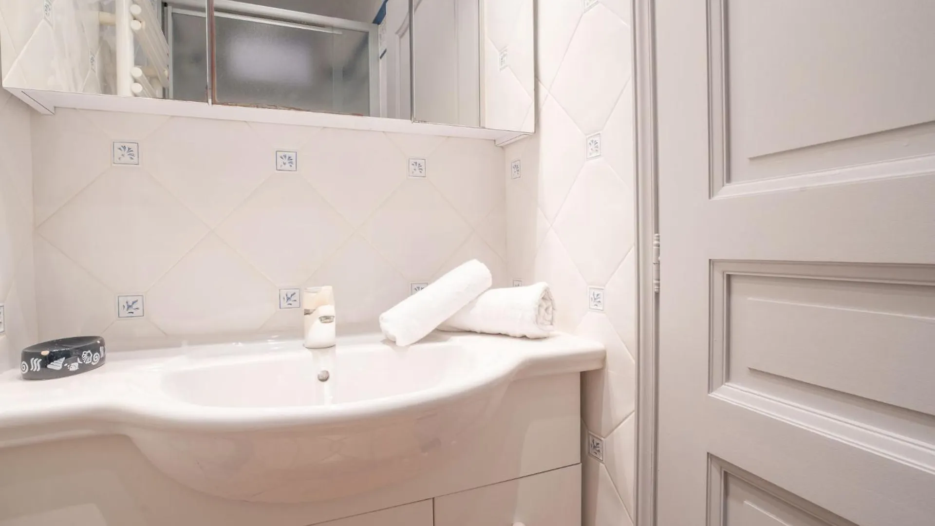 Holiday Home Les Cedres By Interhome La Madrague France