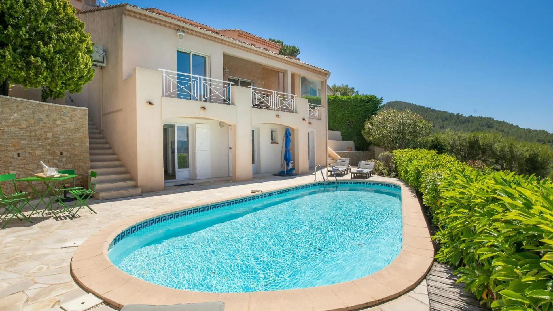 Holiday Home Les Cedres By Interhome contacts